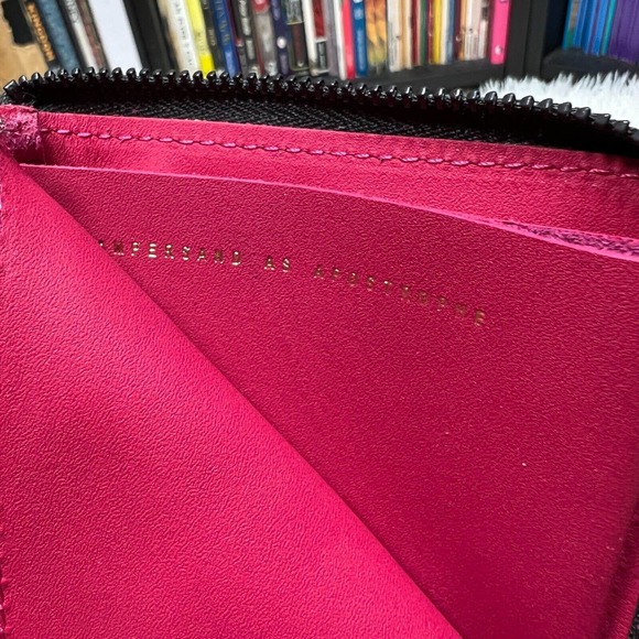 AMPERSAND AS APOSTROPHE HALF-ZIP WALLET ROSE - Picture 3 of 4